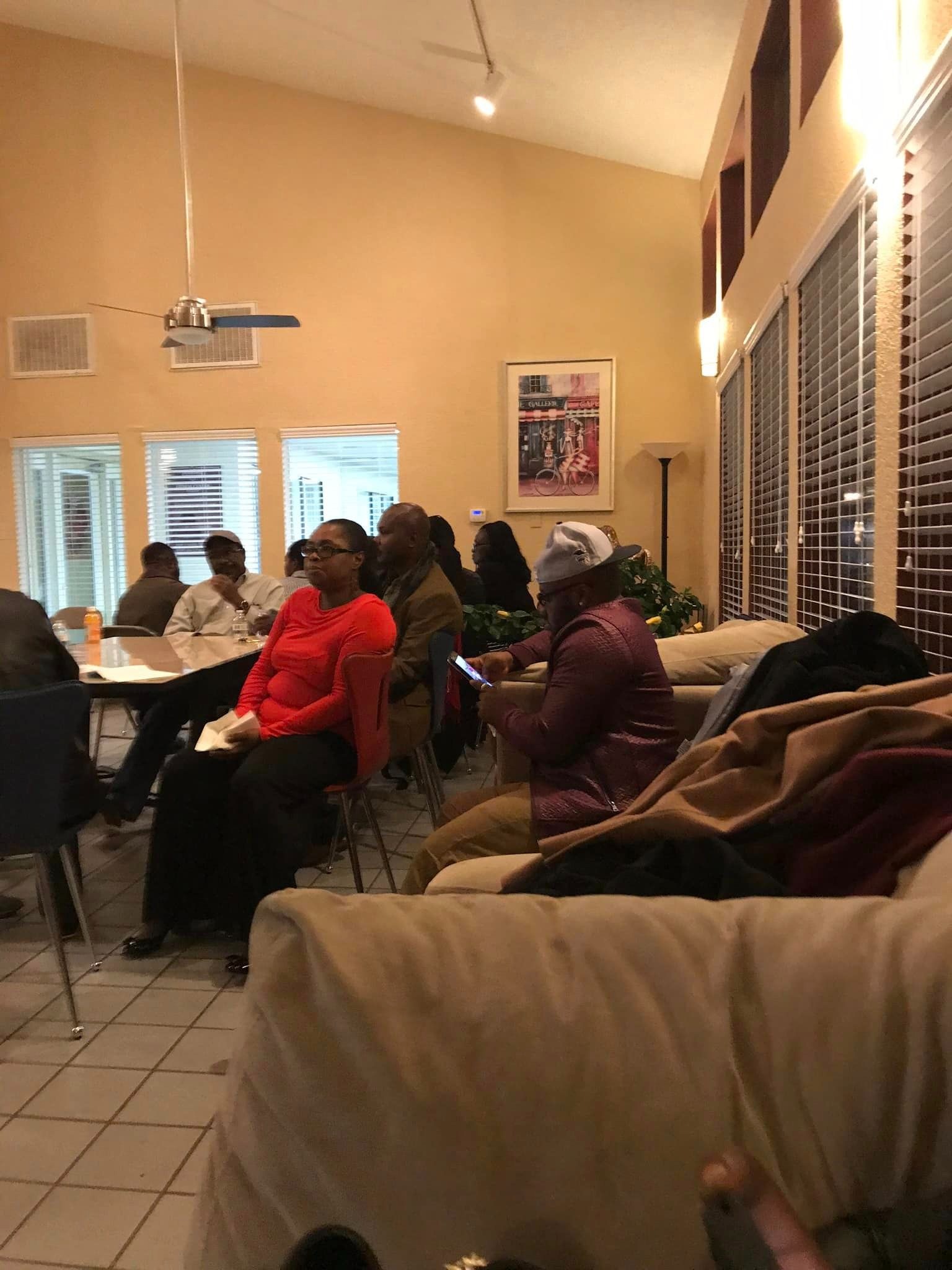 325380856_846254969785273_765373